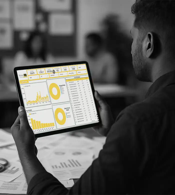 Competitor analysis data visualization for business strategy – Stratefix Data Analytics Solutions